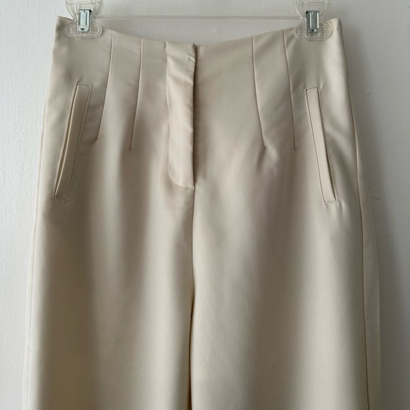 Commense NWT High Waisted Cropped Trousers Cream XS - Picture 4 of 9